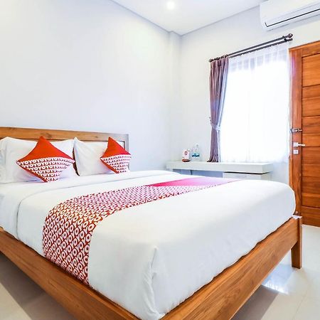Oyo 1200 Kencana Residence 짐바란 외부 사진