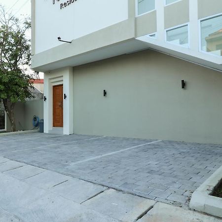 Oyo 1200 Kencana Residence 짐바란 외부 사진