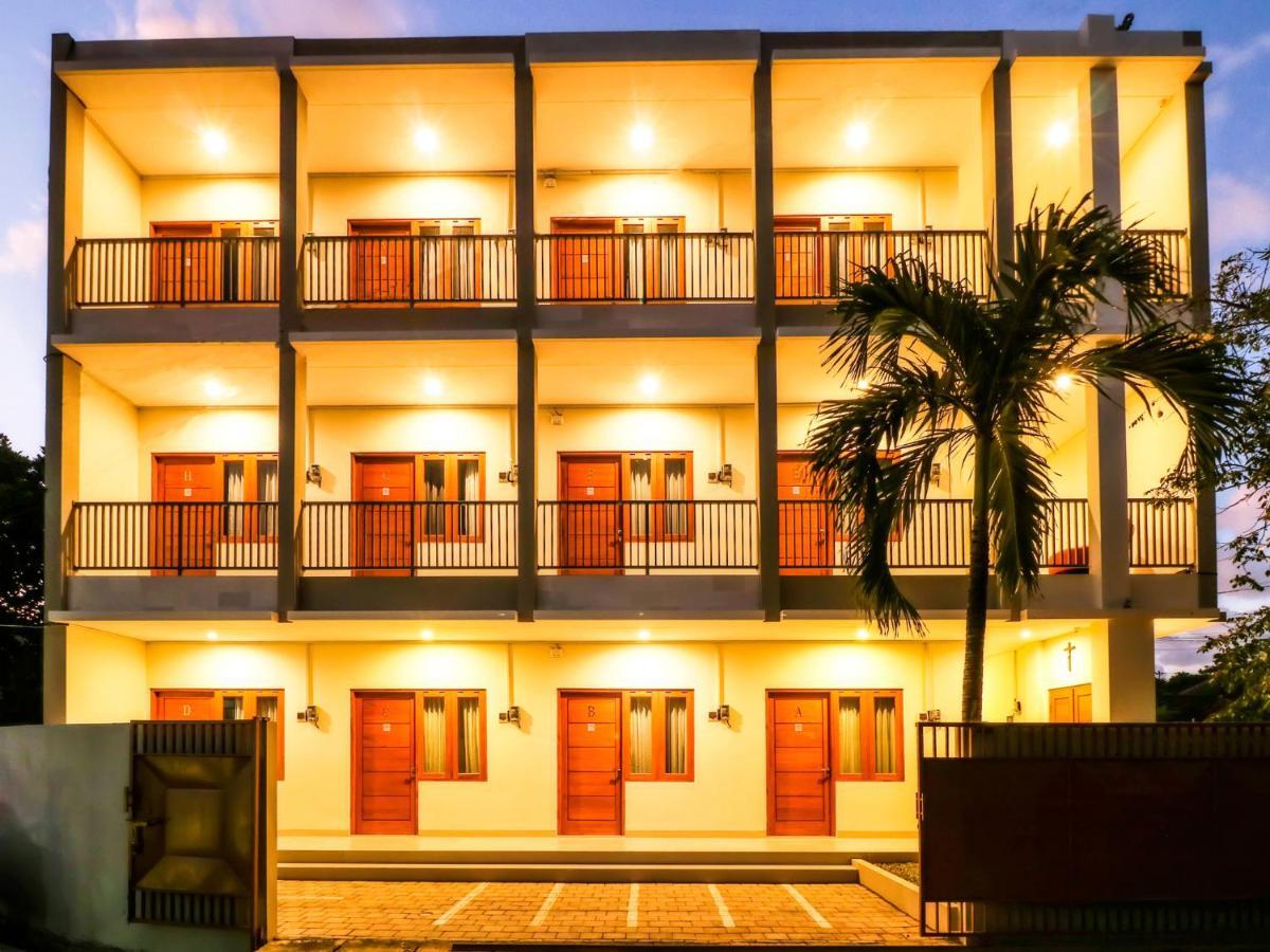 Oyo 1200 Kencana Residence 짐바란 외부 사진