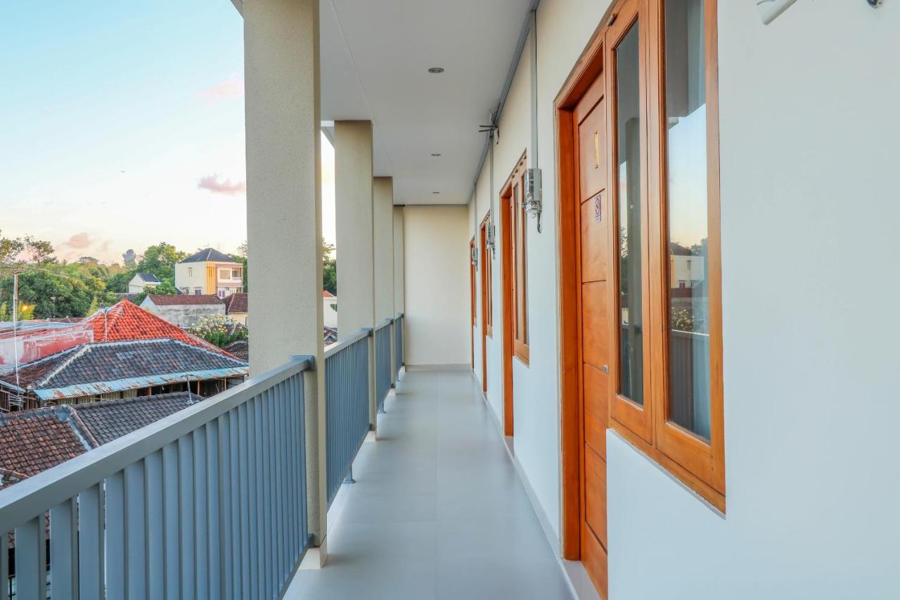 Oyo 1200 Kencana Residence 짐바란 외부 사진